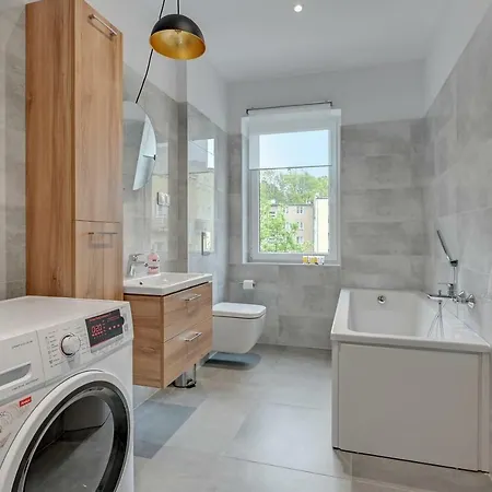 Seaside Boulevard - Location Apartment *