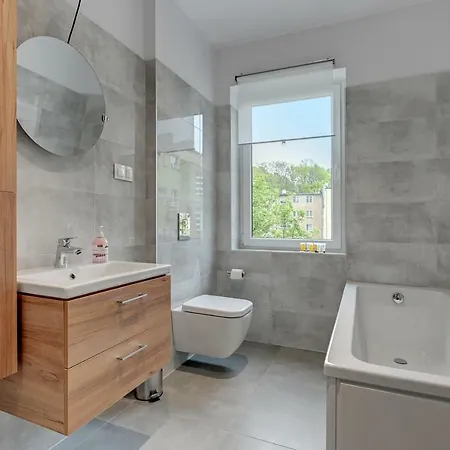 Apartment Seaside Boulevard - Location *